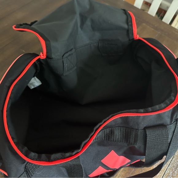 Adidas duffle bag - Picture 4 of 12